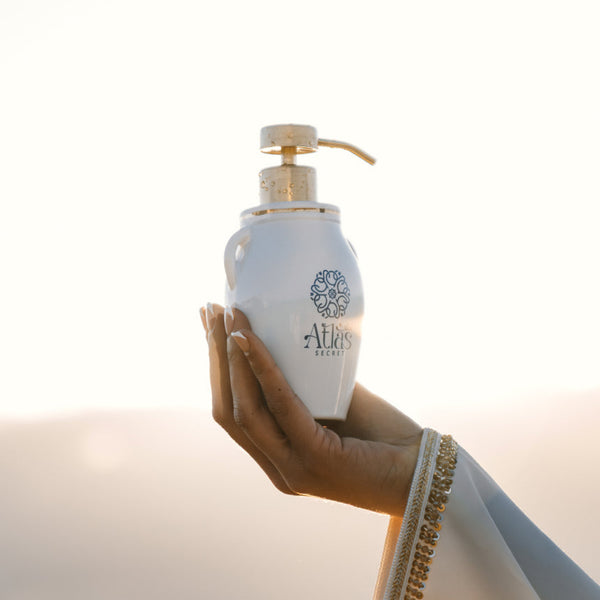 Tanjia en céramique avec son écrin en similicuir fait main